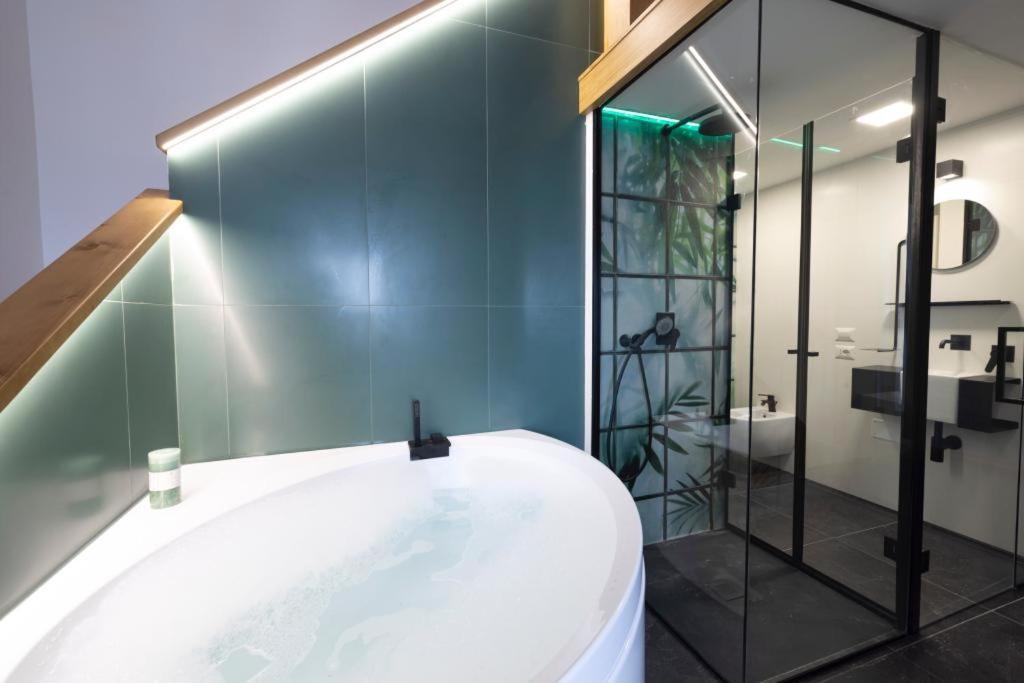 Bed and Breakfast Bali Aqua&Charme à Gaète Extérieur photo